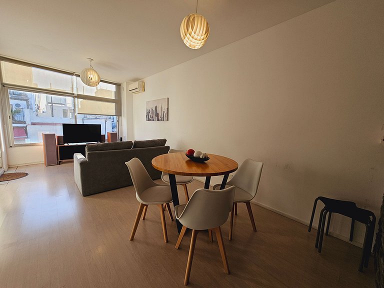 Apartamento dos Sonhos em Recoleta: Amplitude e Beleza em Ca