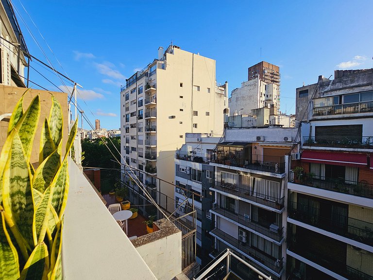 2 Ambientes de Ensueño en Recoleta: Amplitud y Belleza en Ca